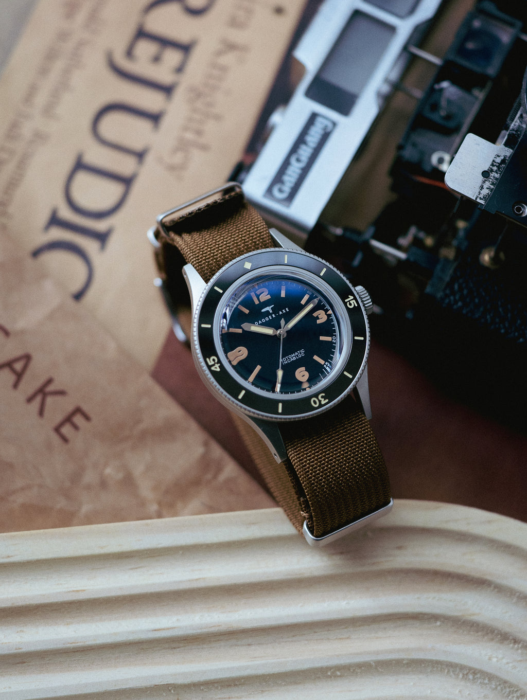 DAGGER-AXE Watch Vintage Fathom Series DG-O03 Diving Watch Men's Watch Mechanical Watch Gift