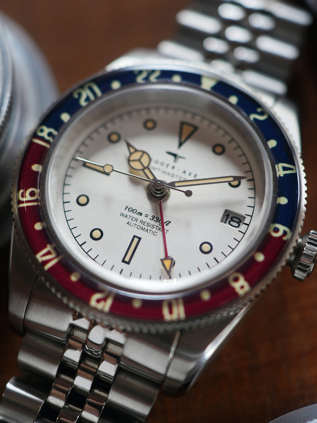 Dagger-axe Watch Men's Automatic Mechanical Watch GMT Dual Time Zone Vintage Diving Watch