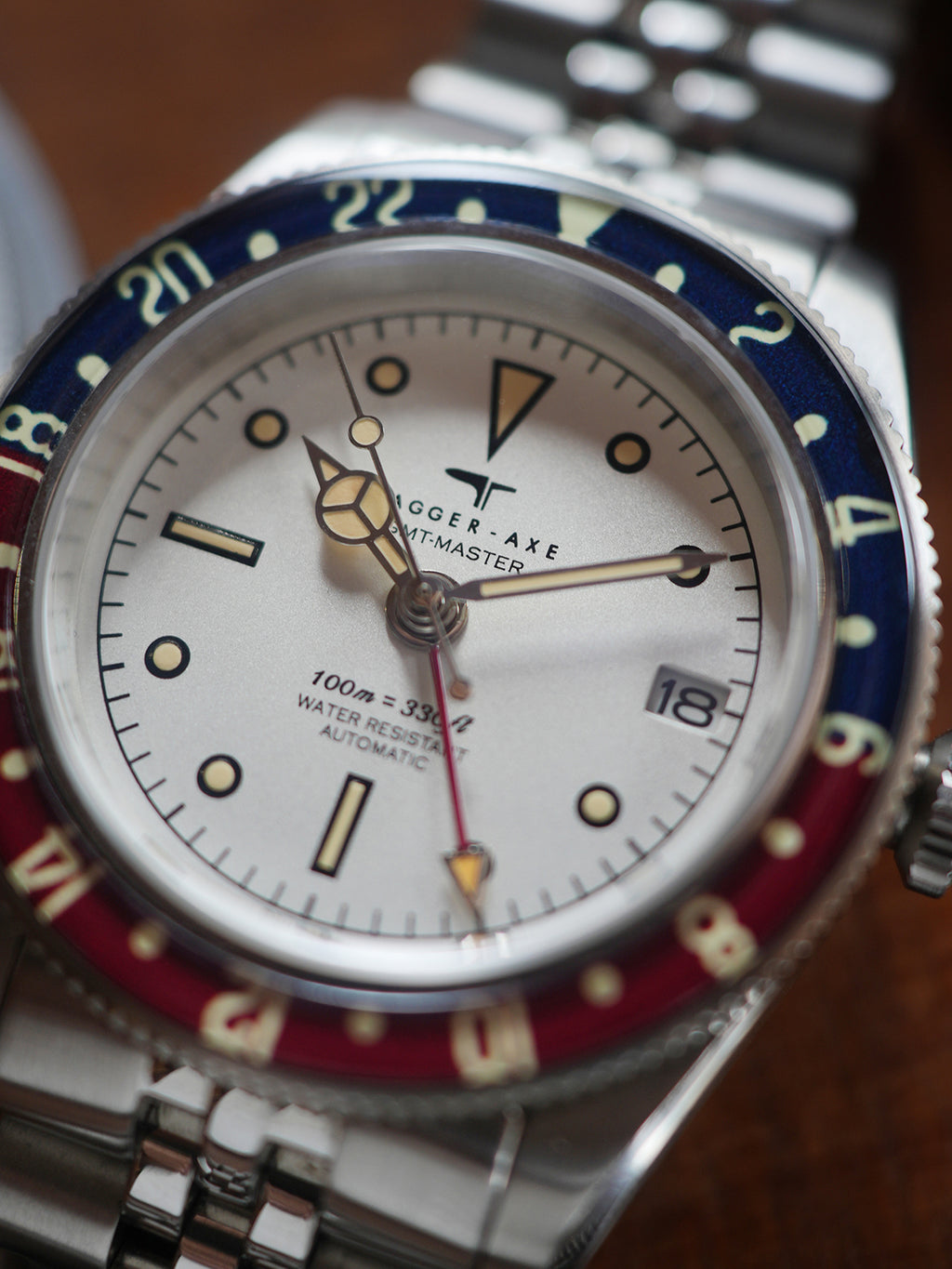 Dagger-axe Watch Men's Automatic Mechanical Watch GMT Dual Time Zone Vintage Diving Watch
