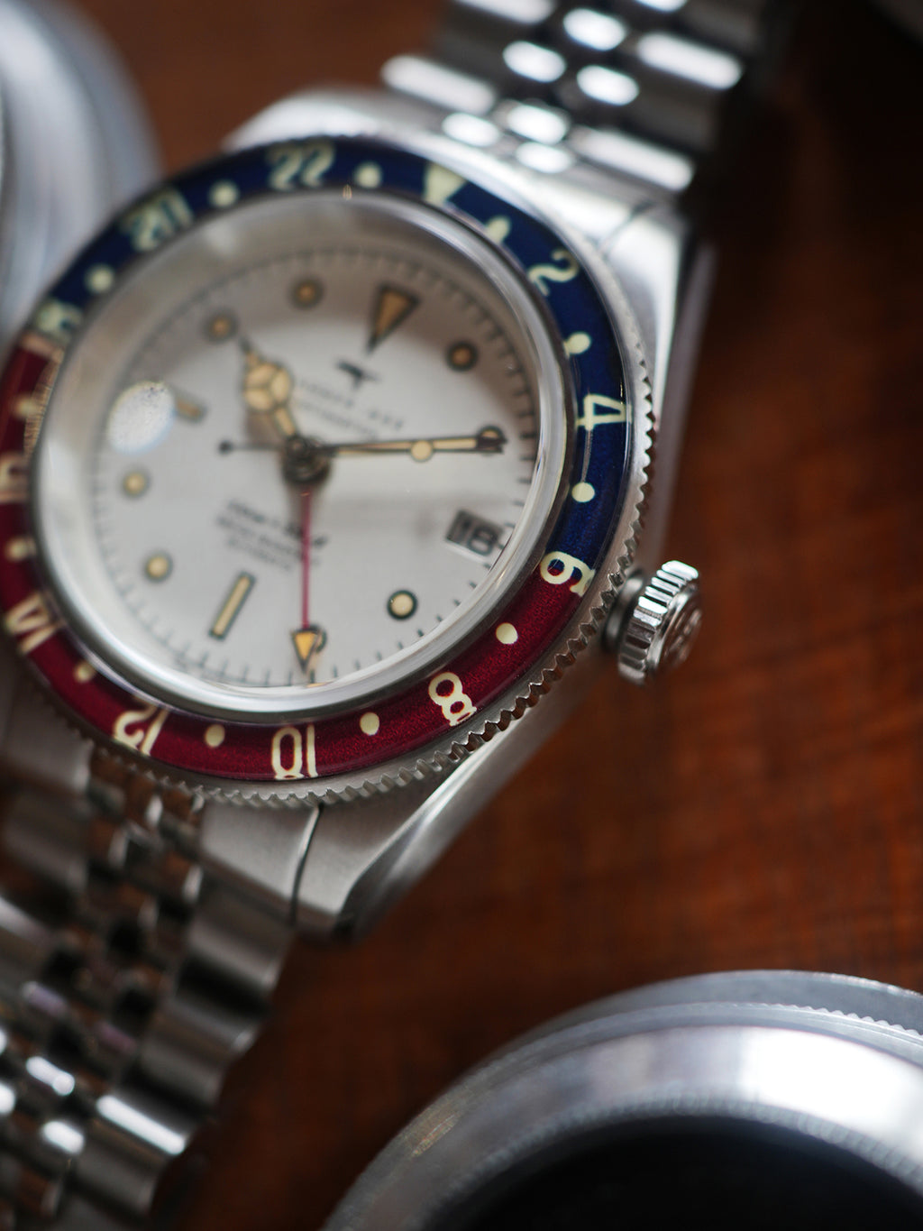 Dagger-axe Watch Men's Automatic Mechanical Watch GMT Dual Time Zone Vintage Diving Watch