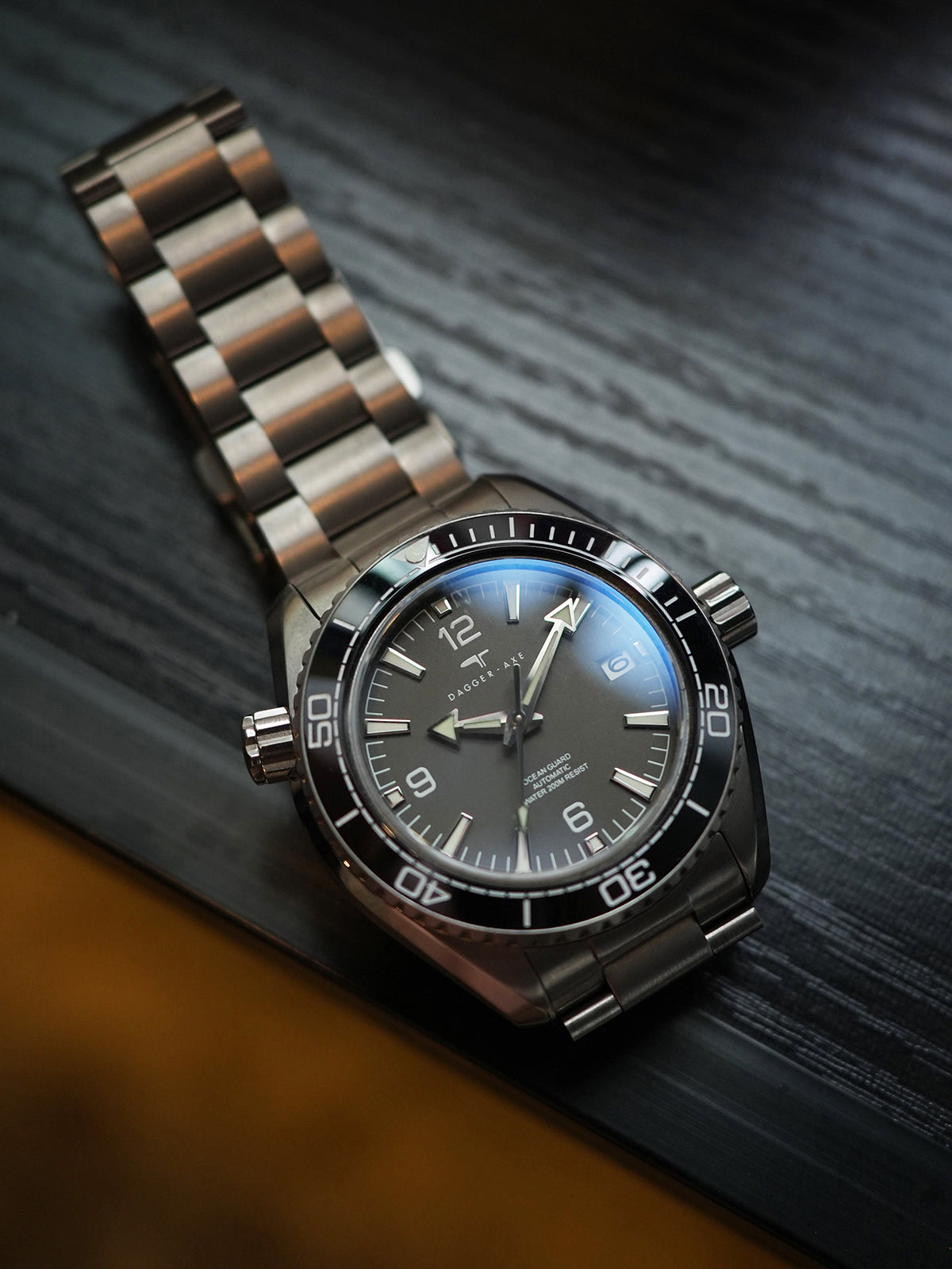Dagger-axe Men's Diving Watch Titanium Seahorse Grey Disc Sapphire Mechanical Vintage Watch