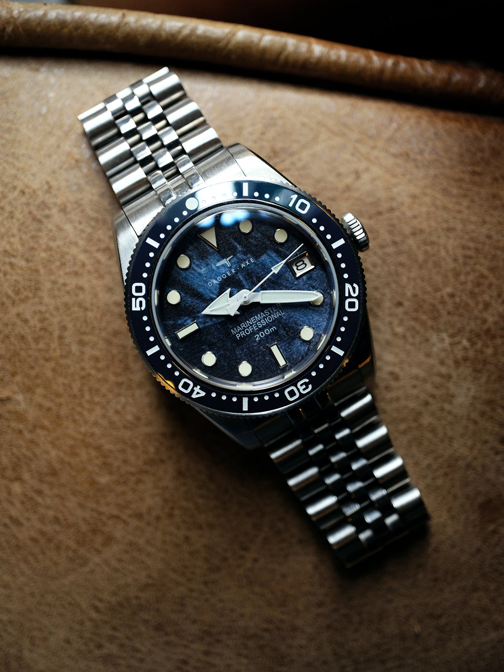 Dagger-axe Watch Rock Texture Dial Automatic Mechanical Watch Waterproof Luminous Five-bead Chain Men's Watch
