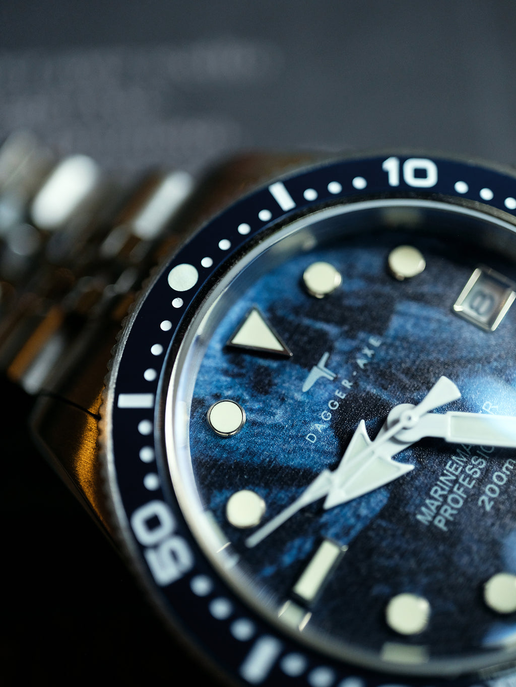 Dagger-axe Watch Rock Texture Dial Automatic Mechanical Watch Waterproof Luminous Five-bead Chain Men's Watch