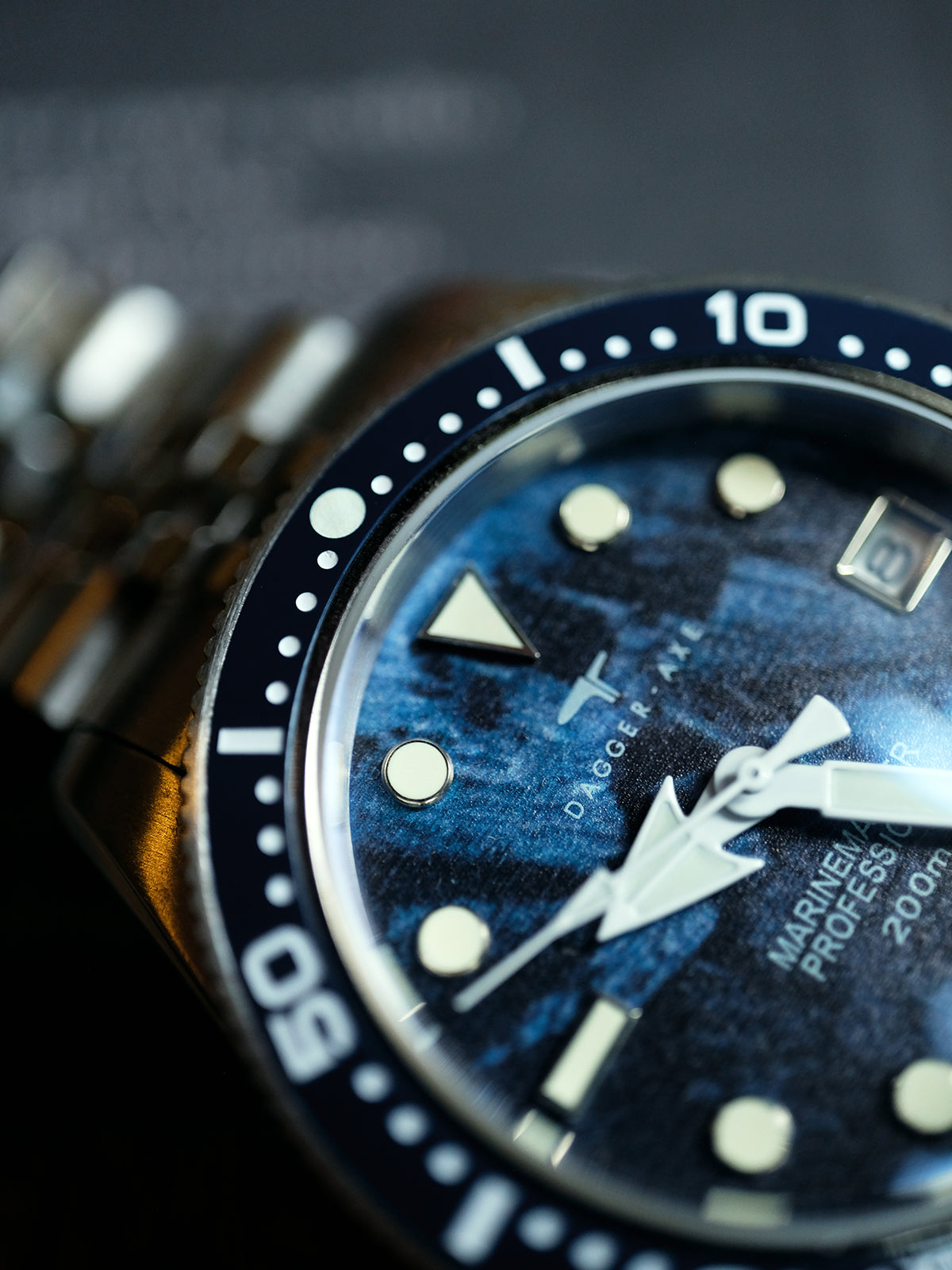 Dagger-axe Watch Rock Texture Dial Automatic Mechanical Watch Waterproof Luminous Five-bead Chain Men's Watch