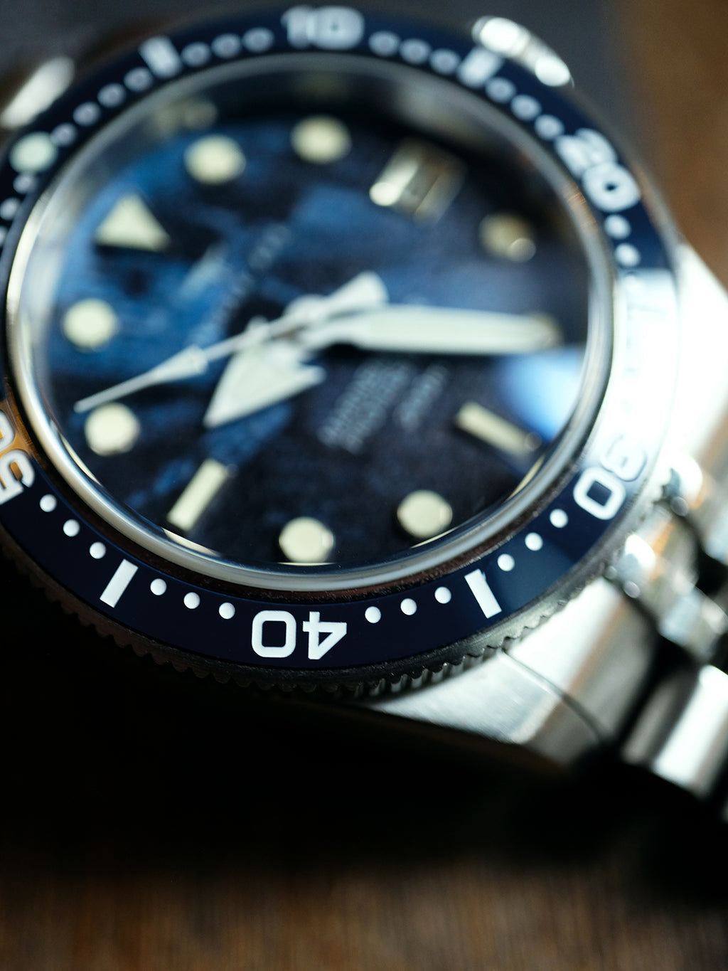 Dagger-axe Watch Rock Texture Dial Automatic Mechanical Watch Waterproof Luminous Five-bead Chain Men's Watch