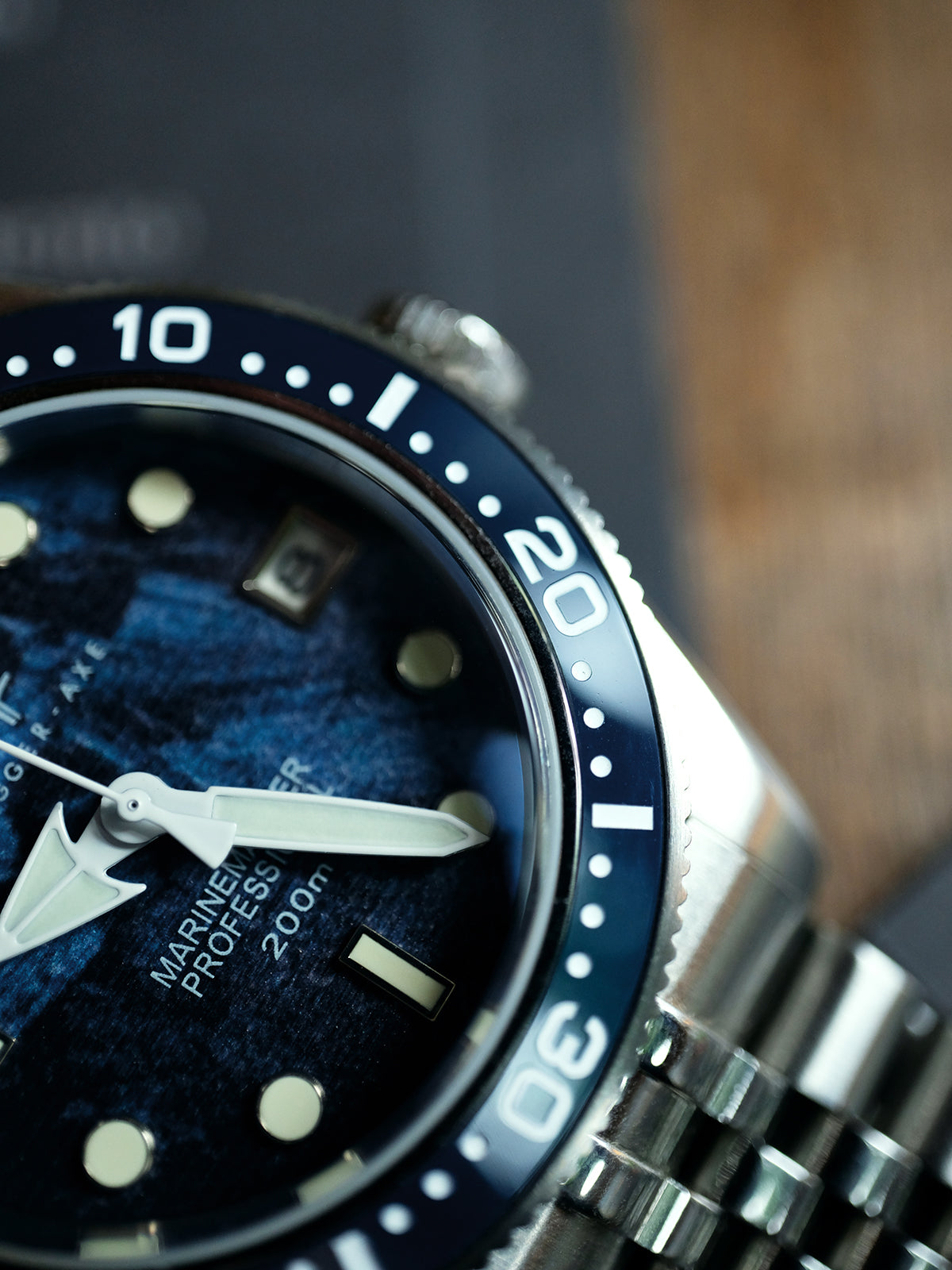 Dagger-axe Watch Rock Texture Dial Automatic Mechanical Watch Waterproof Luminous Five-bead Chain Men's Watch