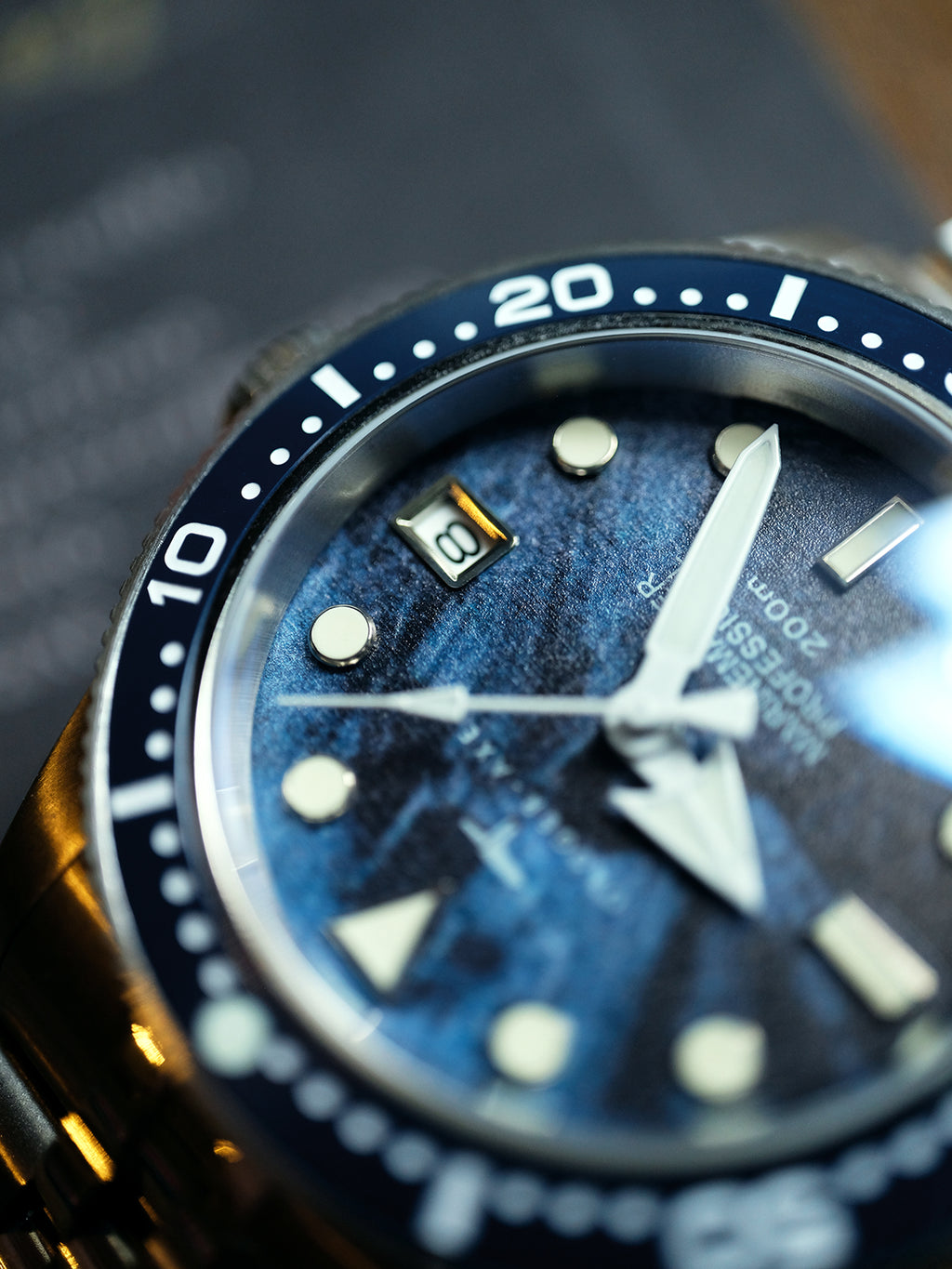 Dagger-axe Watch Rock Texture Dial Automatic Mechanical Watch Waterproof Luminous Five-bead Chain Men's Watch