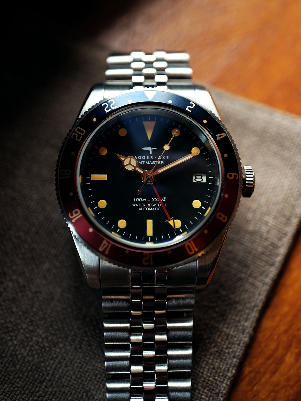 DAGGER-AXE watch Men's Mechanical Watch Automatic Waterproof Luminous Diving Outdoor Vintage Watch