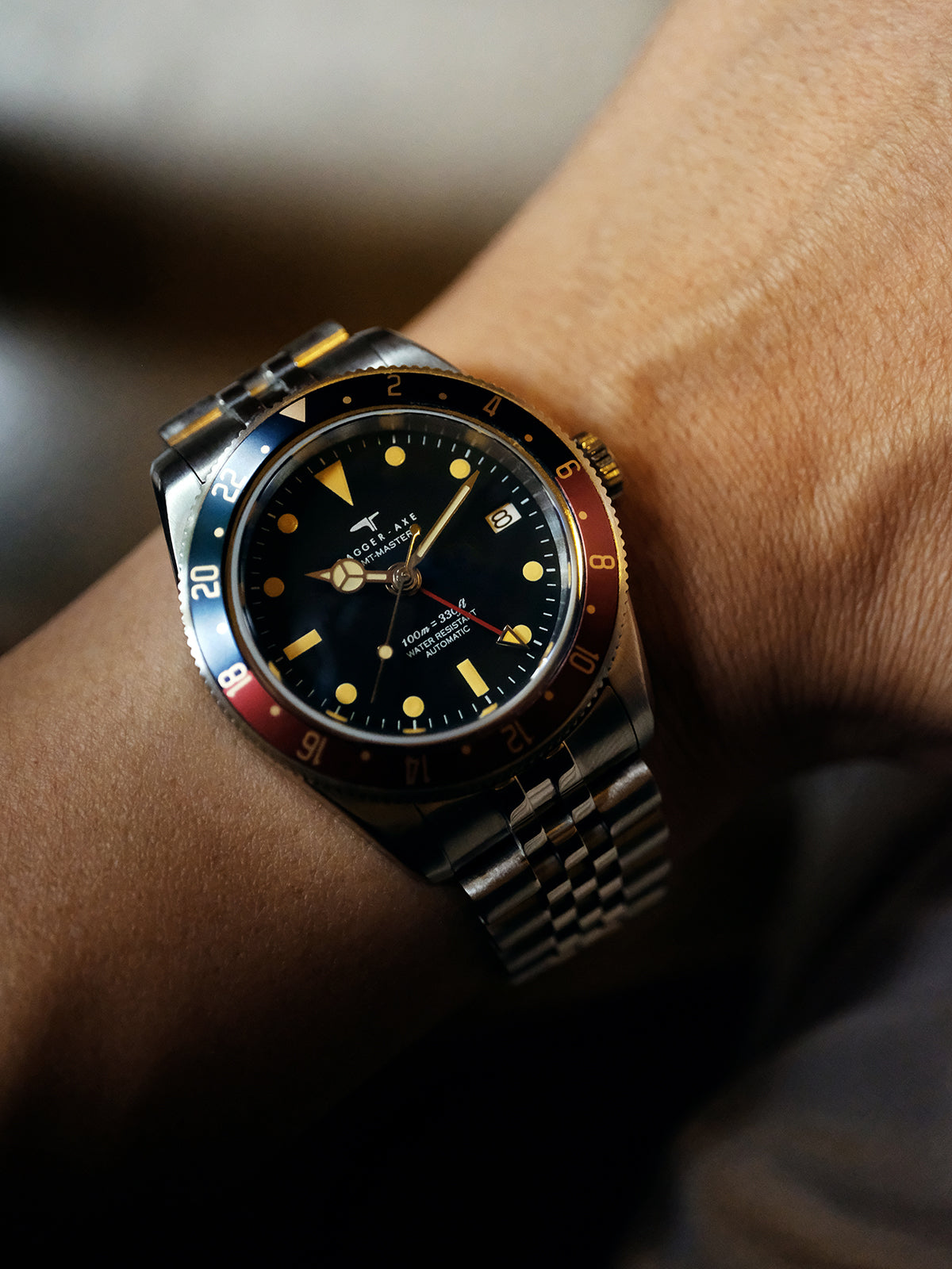 DAGGER-AXE watch Men's Mechanical Watch Automatic Waterproof Luminous Diving Outdoor Vintage Watch