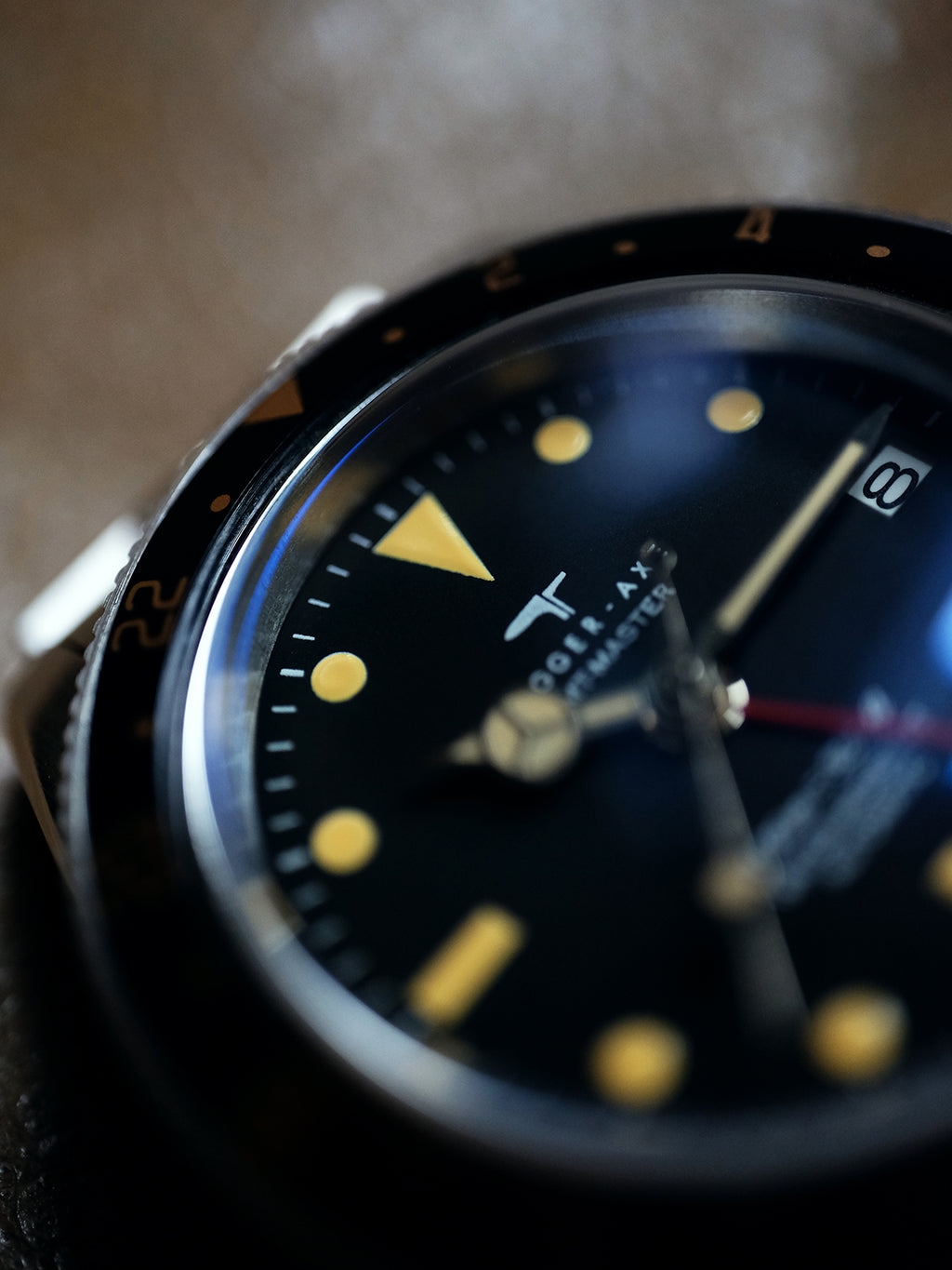 DAGGER-AXE watch Men's Mechanical Watch Automatic Waterproof Luminous Diving Outdoor Vintage Watch