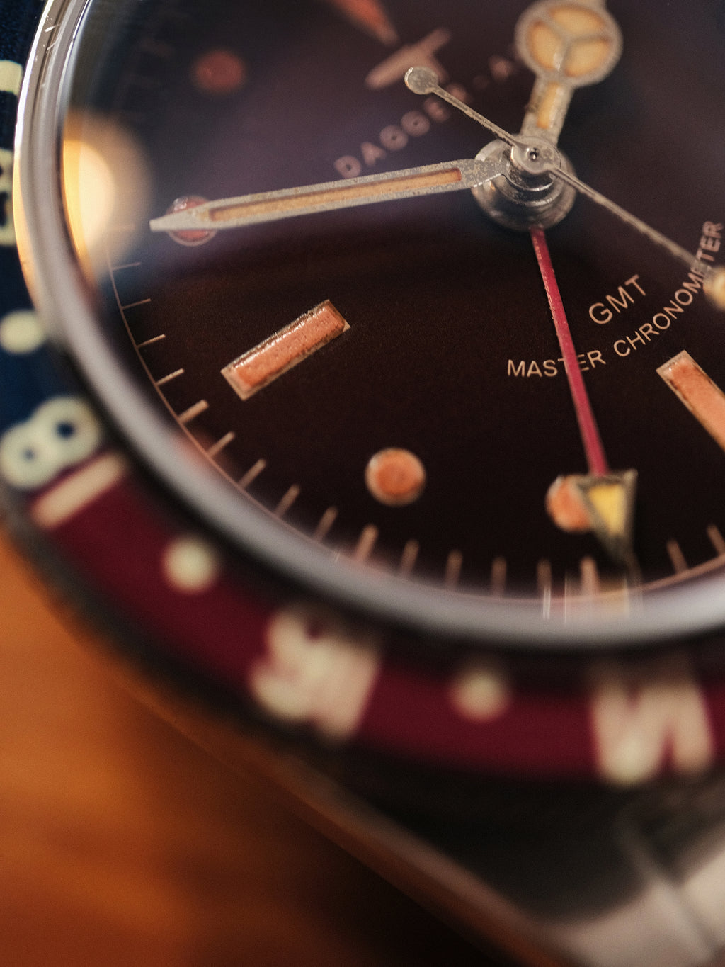 DAGGER-AXE watch old antique watch GMT two time retro mechanical watch Pepsi ring waterproof all luminous men's watch