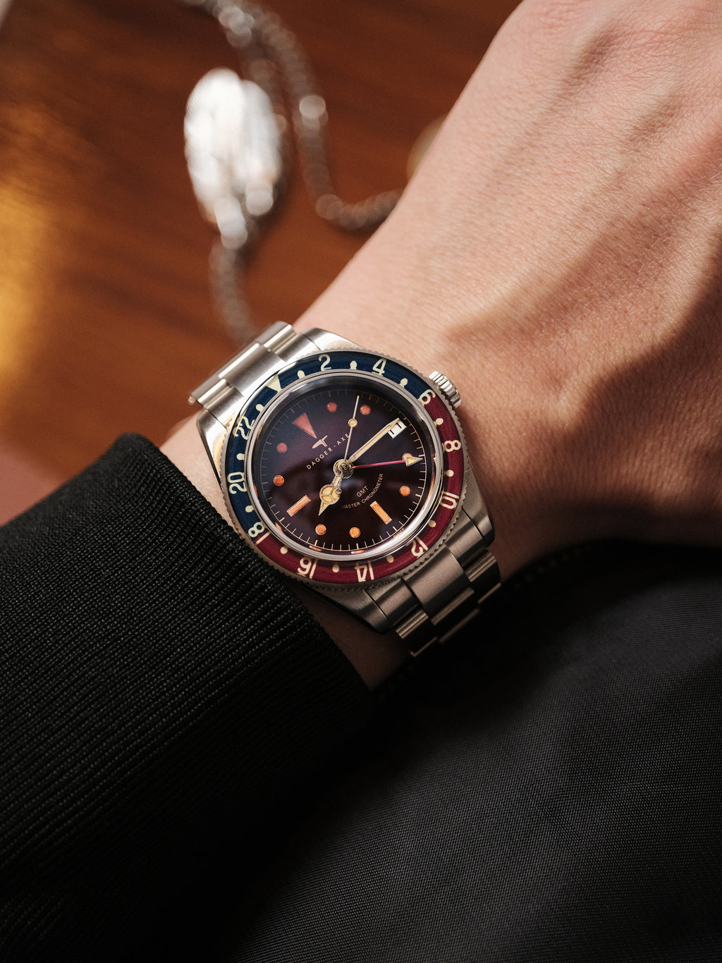 DAGGER-AXE watch old antique watch GMT two time retro mechanical watch Pepsi ring waterproof all luminous men's watch